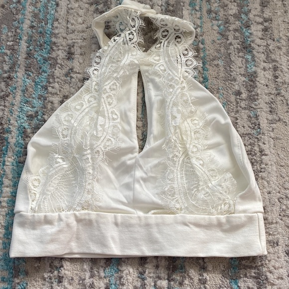 Lulu Crop top - Picture 2 of 4